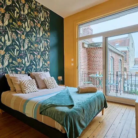 Apartment Lumineux, 4p, Balcon, Proche Marche