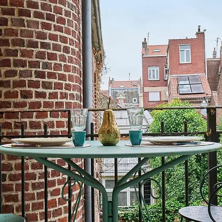 Lumineux, 4p, Balcon, Proche Marche Лилль