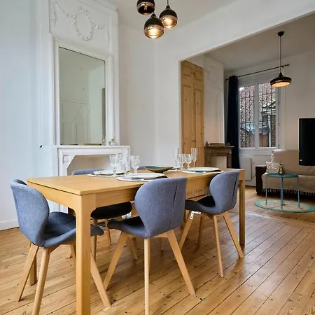 Lumineux, 4p, Balcon, Proche Marche Апартаменты *