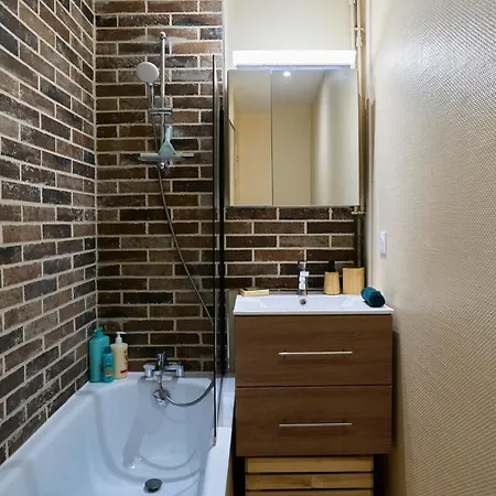 Lumineux, 4p, Balcon, Proche Marche Апартаменты Лилль